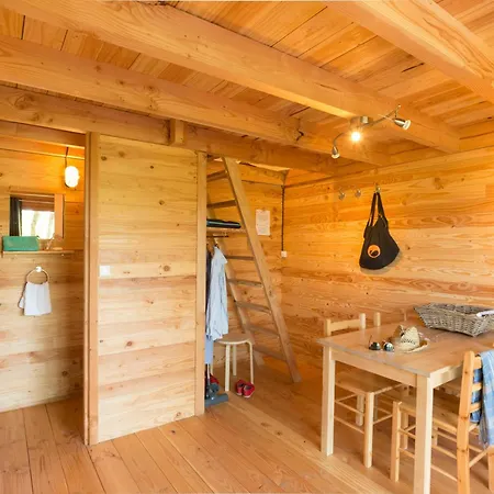 Prázdninový areál Huttopia Sud Ardeche Vagnas