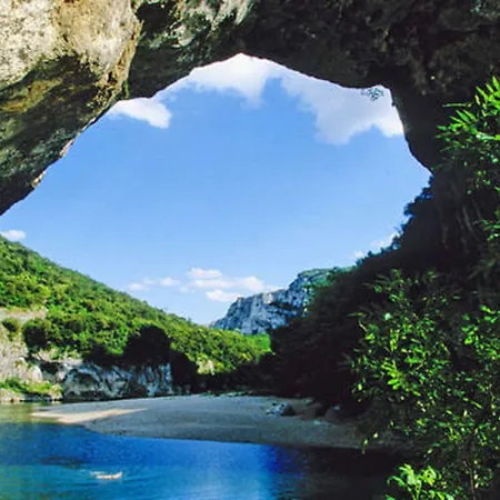 Huttopia Sud Ardeche Kompleks wypoczynkowy 3*