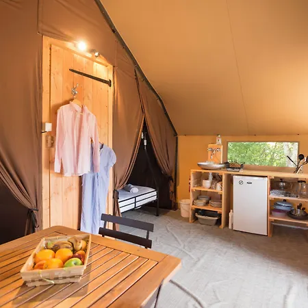 Holiday park Huttopia Sud Ardeche Vagnas